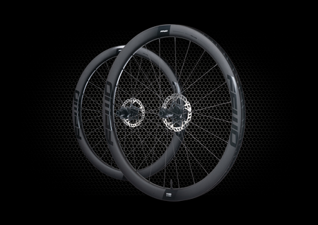 Komplet kół TYRO II (45MM) SP 24H/24H UD BLACK 1:1 DISC BRAKE (opona)