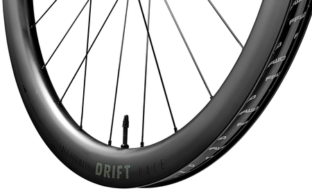 Komplet kół DRIFT SET FCC (36MM) SP 24H/24H MBL DT240 EXP 2:1 DBCL 12MM TA (opona)