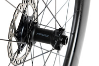 Komplet kół RYOT44 SET FCC (44MM) SP 24H/24H MBL FFWD TWO-ONE DBCL 12MM TA (opona)