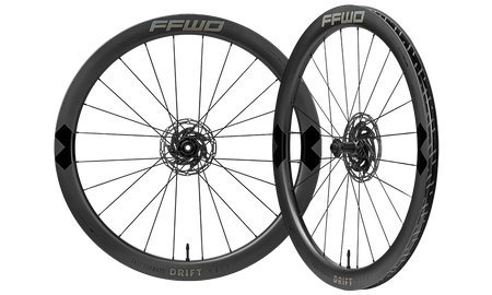 Komplet kół DRIFT PACE SET FCC (48MM) SP 24H/24H MBL FFWD N/GAGE 2:1 12MM (opona)